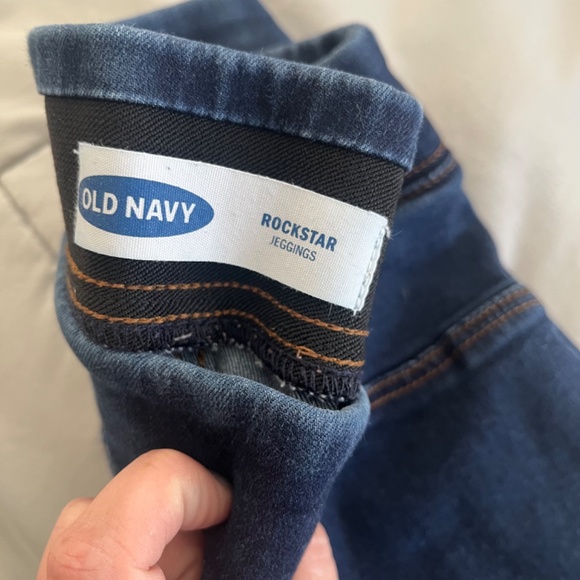 Old Navy Rockstar Jeans - Picture 3 of 5